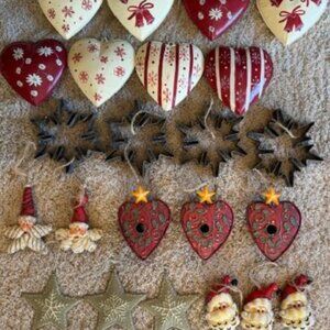 77 Farmhouse Style Christmas Tree Ornaments including 20 Holly Berries for Tree